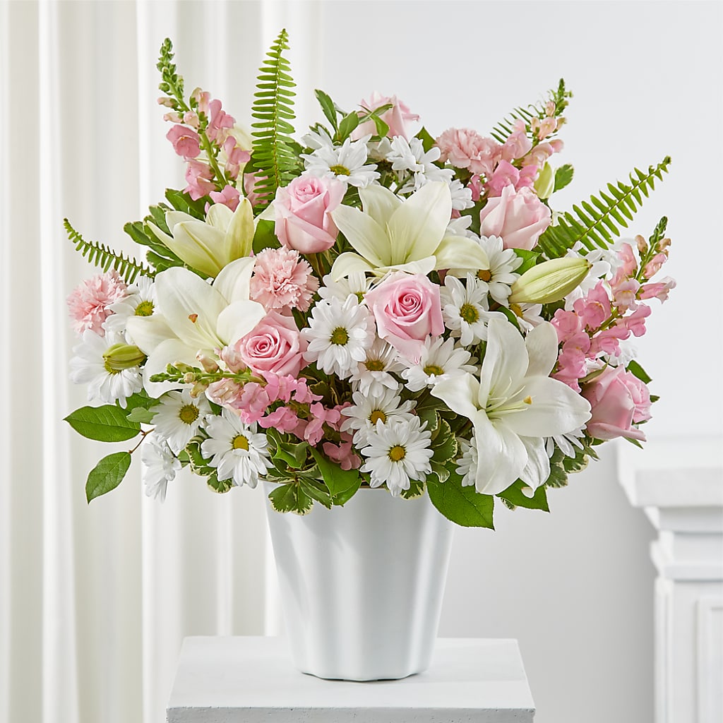 Soft Touch Tabletop Basket – At All About Flowers Llc, Cincinnati OH