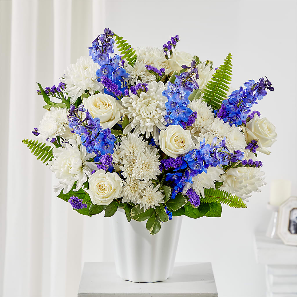 Hold Dear Tabletop Basket – At All About Flowers Llc, Cincinnati OH