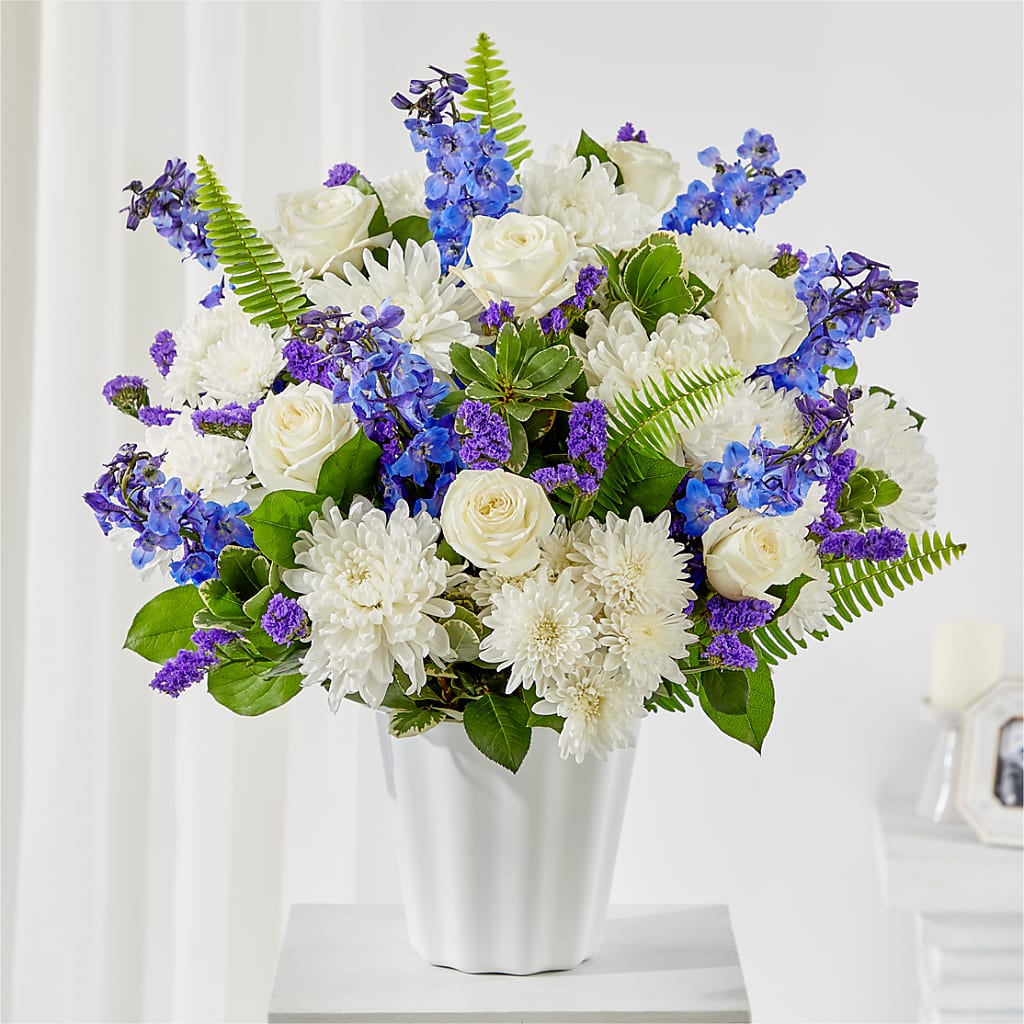 Hold Dear Tabletop Basket – At All About Flowers Llc, Cincinnati OH